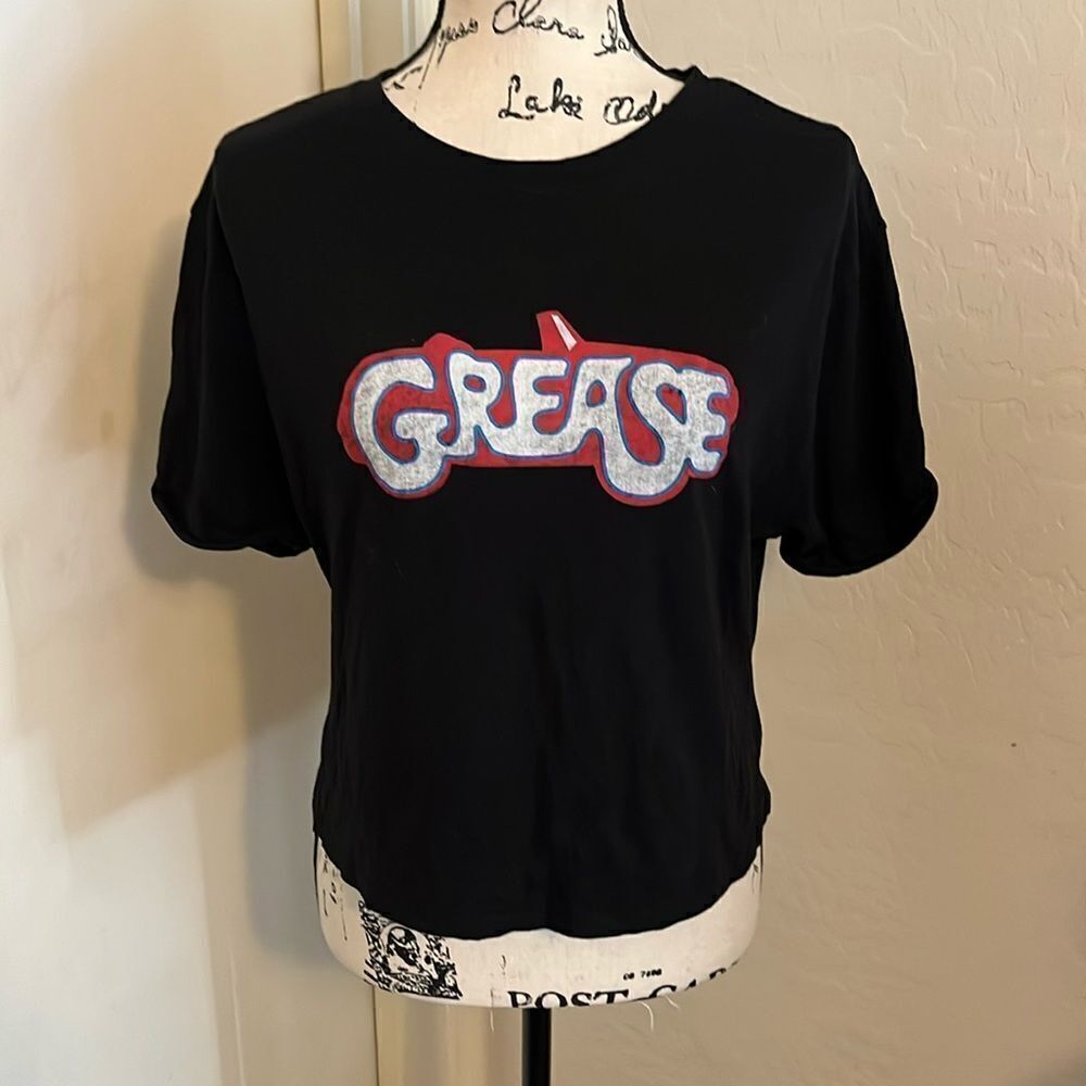 Grease Movie Sandy Danny Black Graphic Front Back Shirt Pink Ladies Rizzo Music